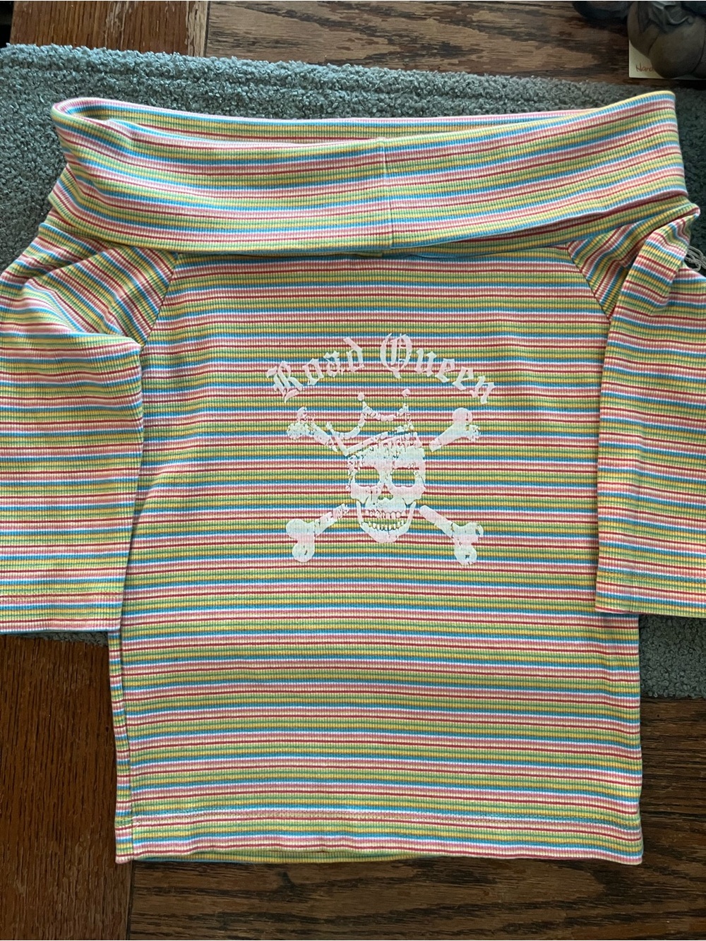 Authentic Vintage HD Stripe Off Shoulder crop Skull Graphic Road Queen Sm